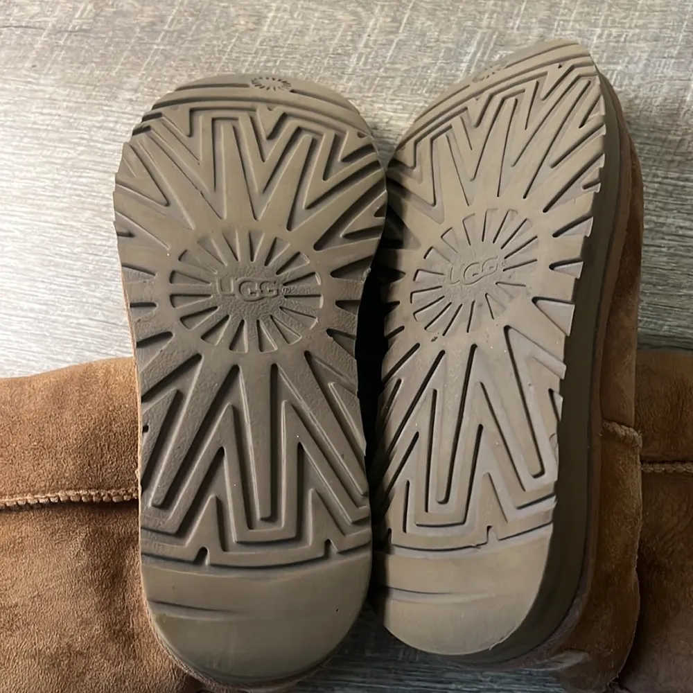 UGG Classic Tall Chestnut Boots Size 9 - Image 5