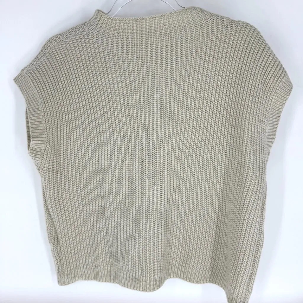 Shaker Knit Sweater Vest with Chest Pocket Beige Size Medium Tan - Image 3