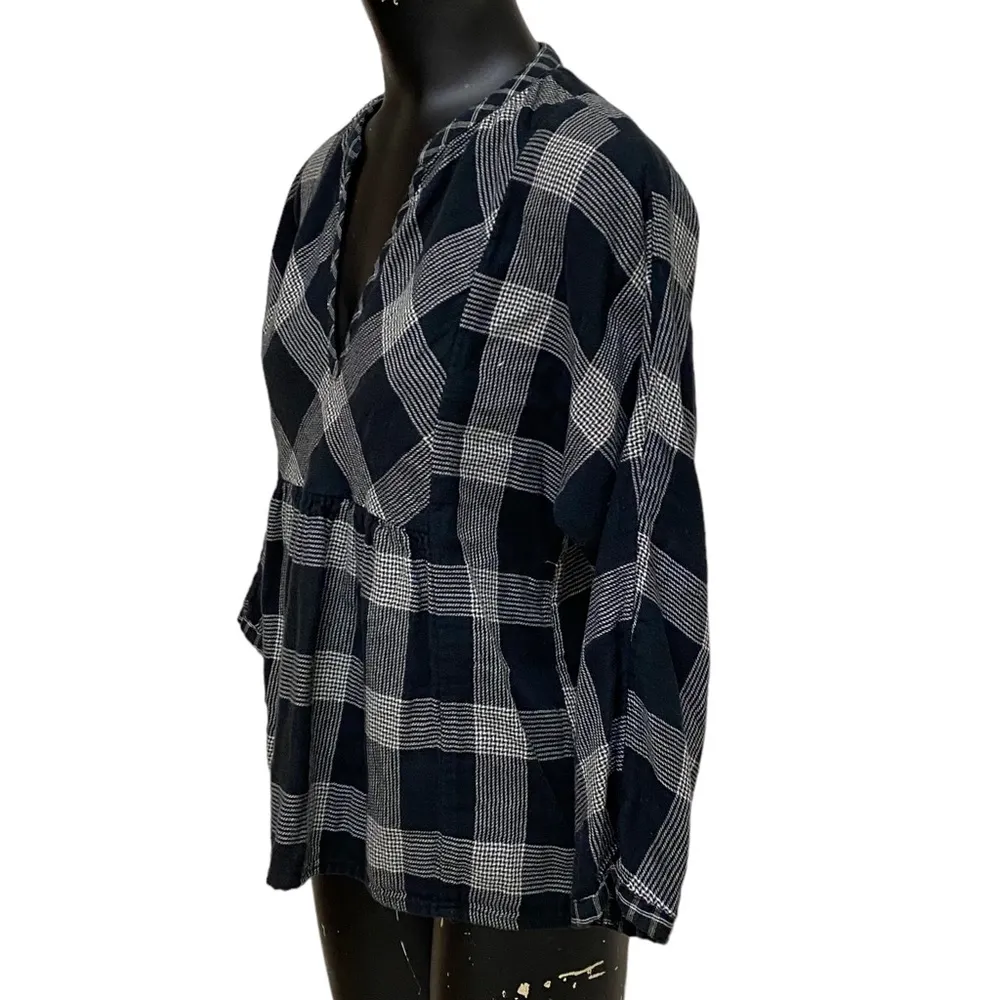 Madewell Black Plaid Flannel Peplum Top  Size Small - Image 4