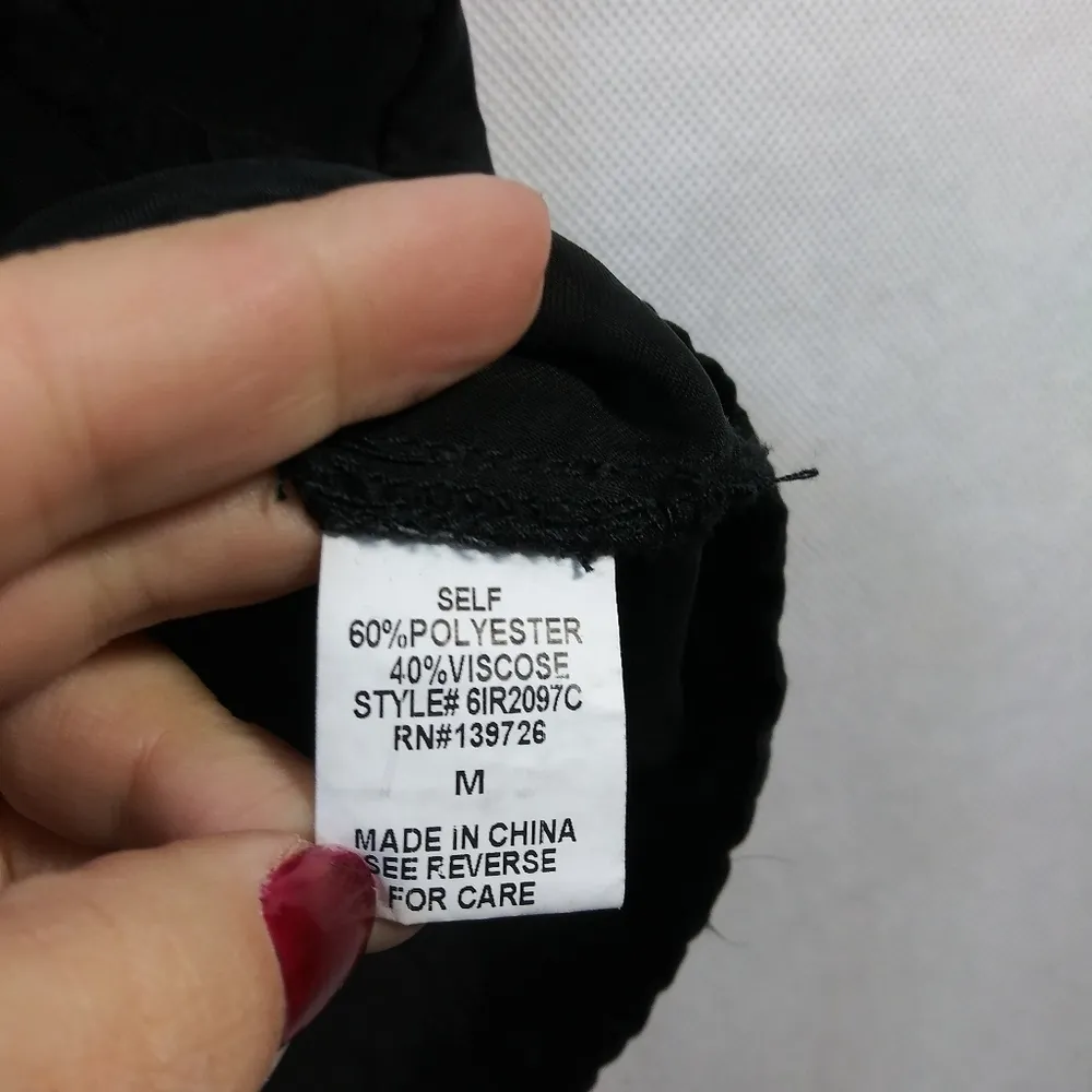 Honey Punch Black Romper Shortalls Pockets Size M - Image 8