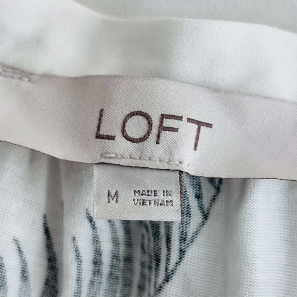 LOFT size medium Palm Ruched Ruffle Tie Neck Top - Image 5