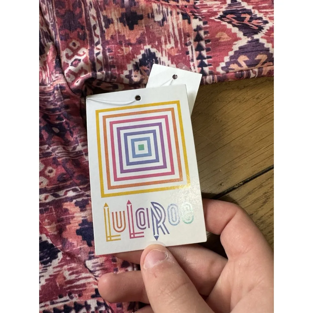 LuLaRoe Irma Top Aztec Size XS Hi Low Teacher Travel Loungewear NWT‎ - Image 8
