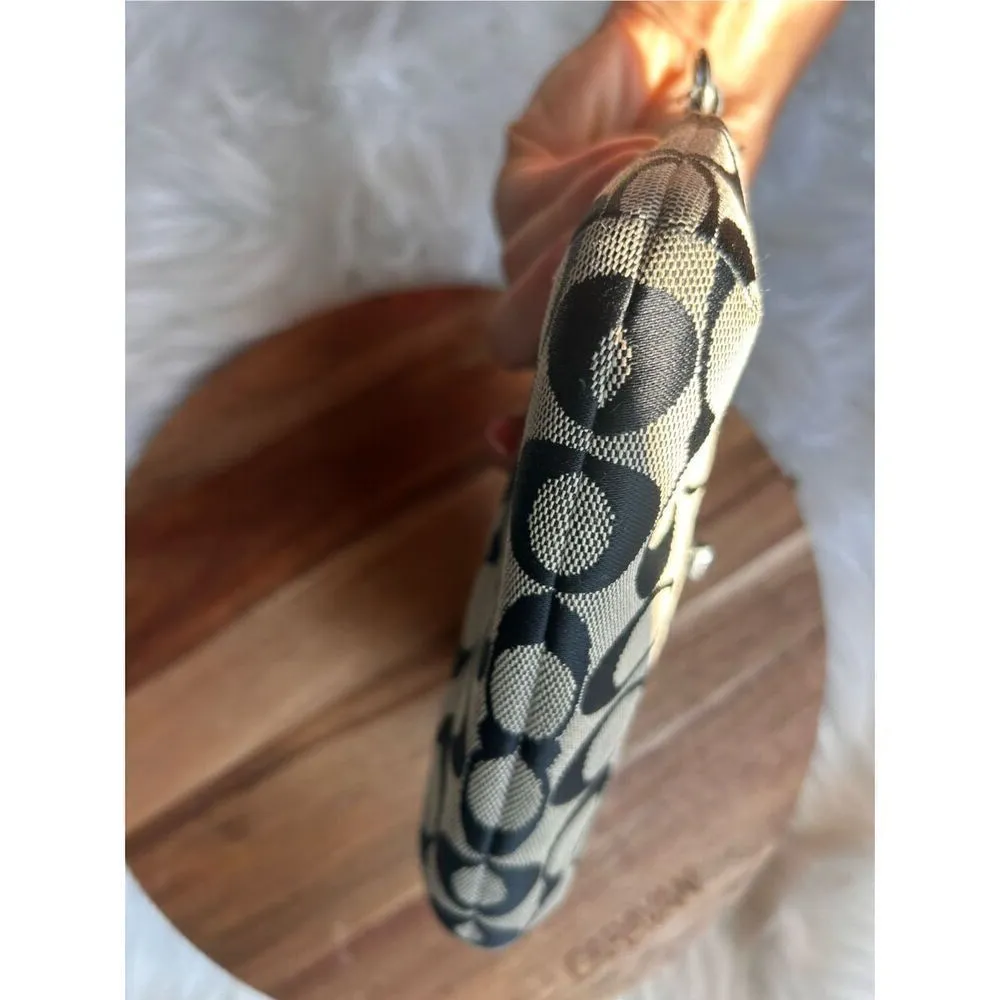 Coach NWT F49175 Park Signature Medium Wristlet Black White/Black no strap - Image 6