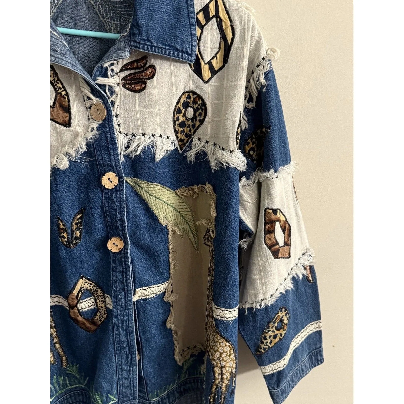 Vintage 90s New Directions Safari Embroidered Patch Denim Jean Jacket Top Blue Size 1X - Image 4