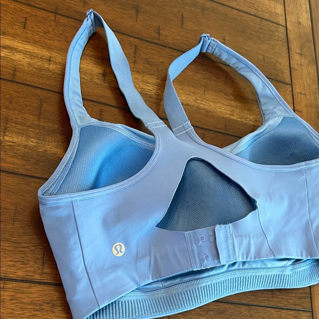 Lululemon  Athletica Enlite Light Blue Sports Bra 34DD EUC - Image 6