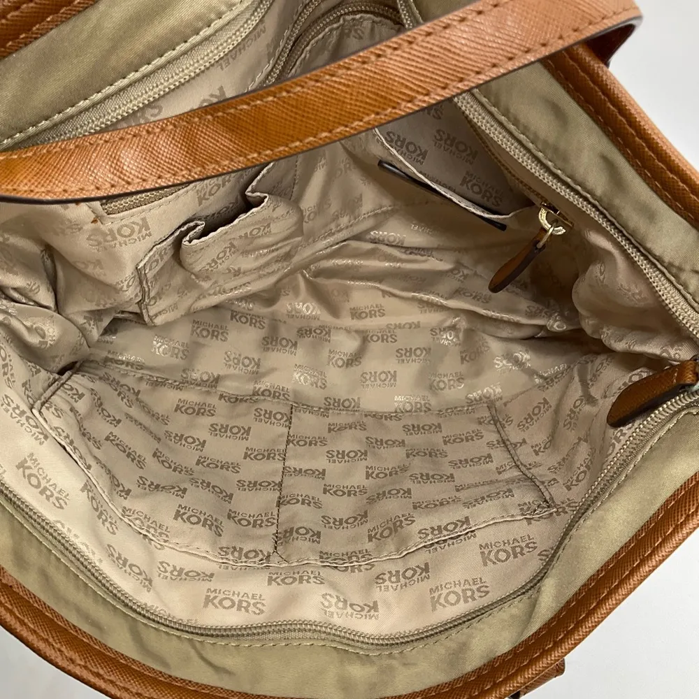 Michael Kors  NYLON TOTE - Image 9