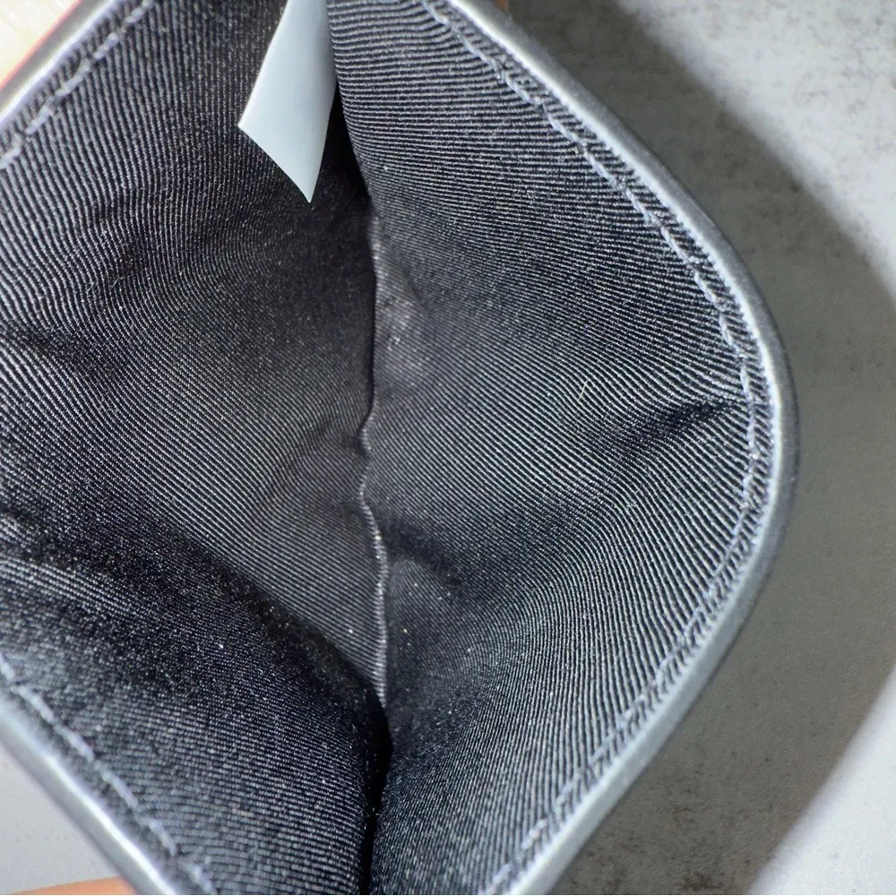 New Tory Burch Kira Black Card Case Quilted Leather - Image 5