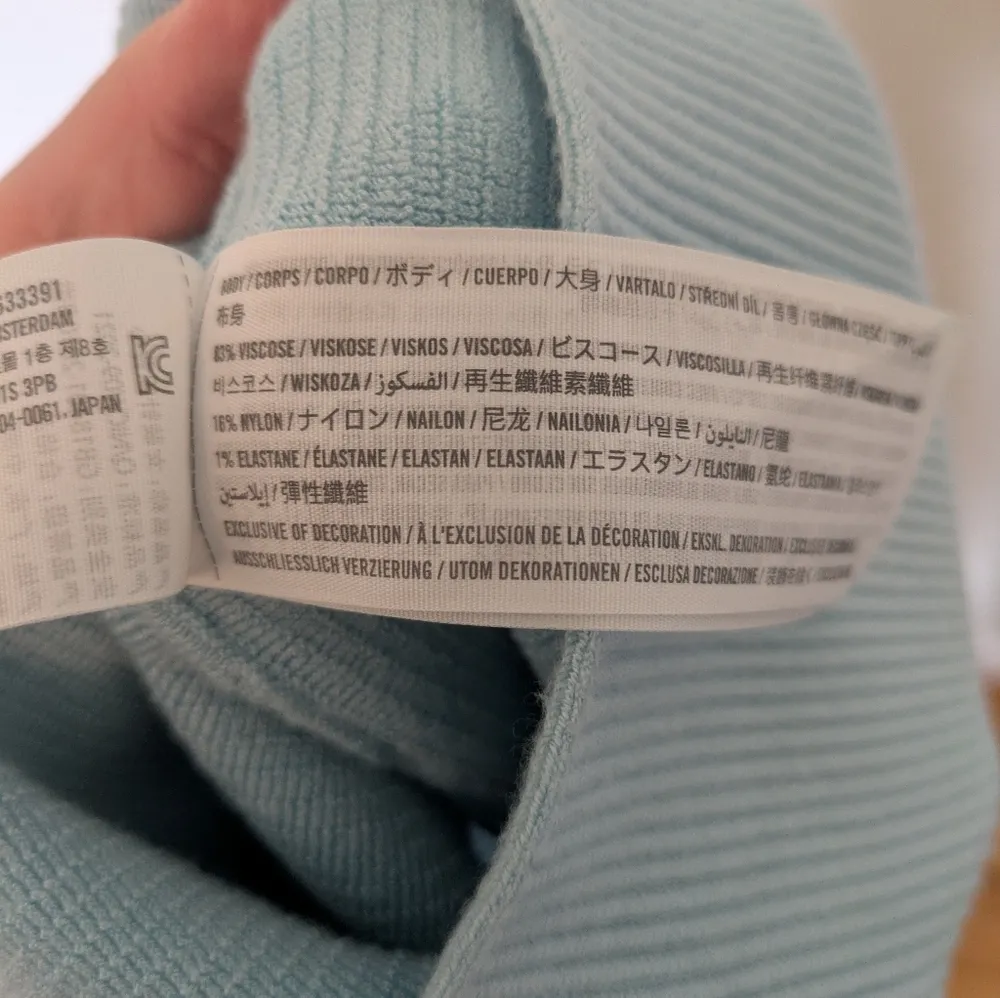 Abercrombie & Fitch Ribbed Cropped Tank Top Light Blue XXS - Image 3