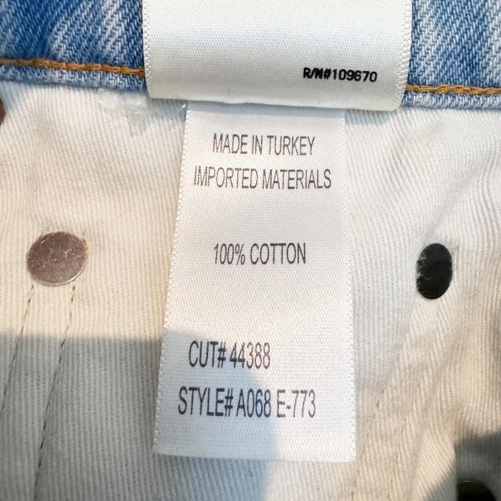 Denim Quinn High Rise Distressed Fray Hem Jean Mini Skirt - Image 8