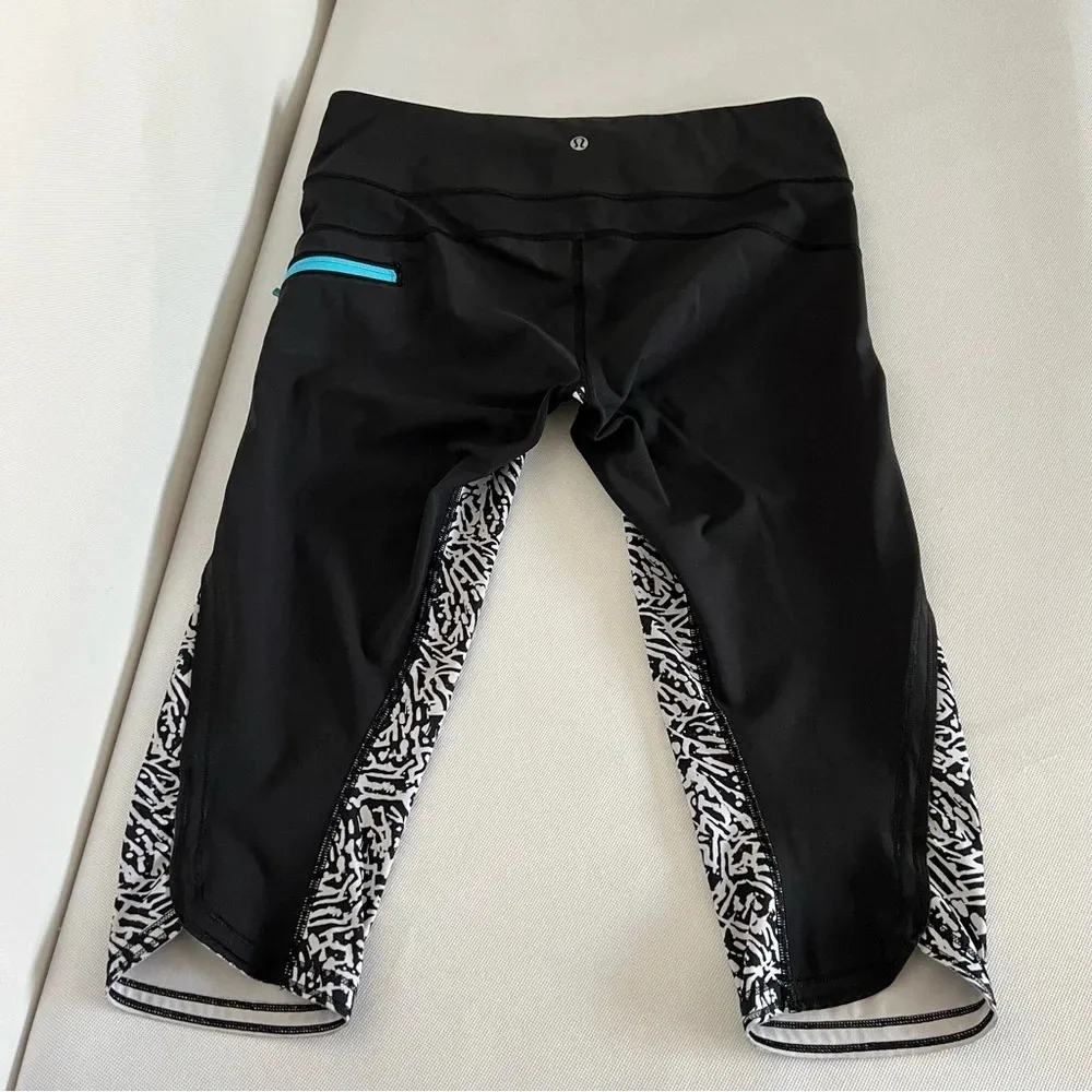 Lululemon Run Top Speed Crop Size 8 Brushed Animal Print White Black Legging - Image 6