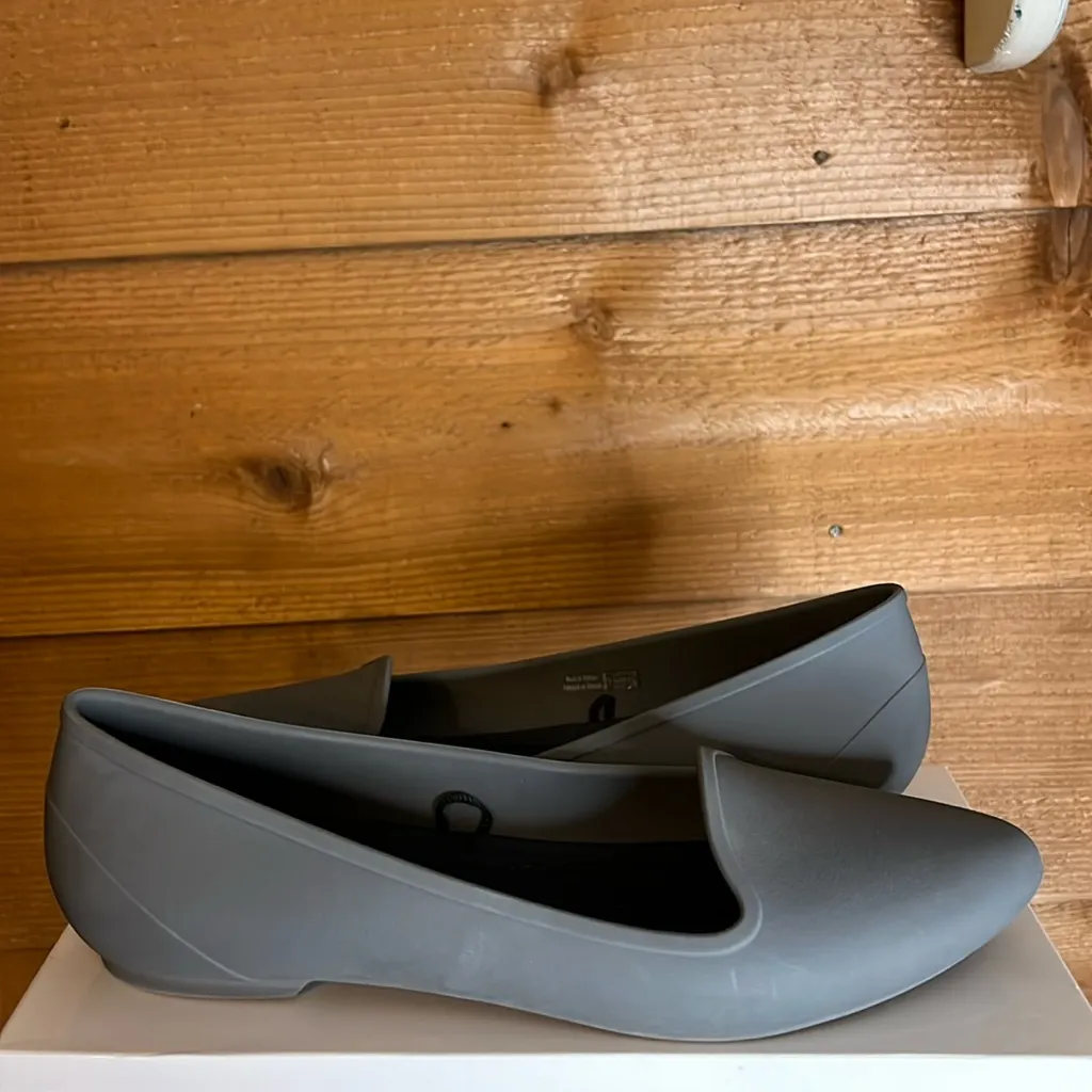 Crocs Iconic Comfort Slate Grey Ballet Flat Rubber Sole Pointed Toe - Image 2