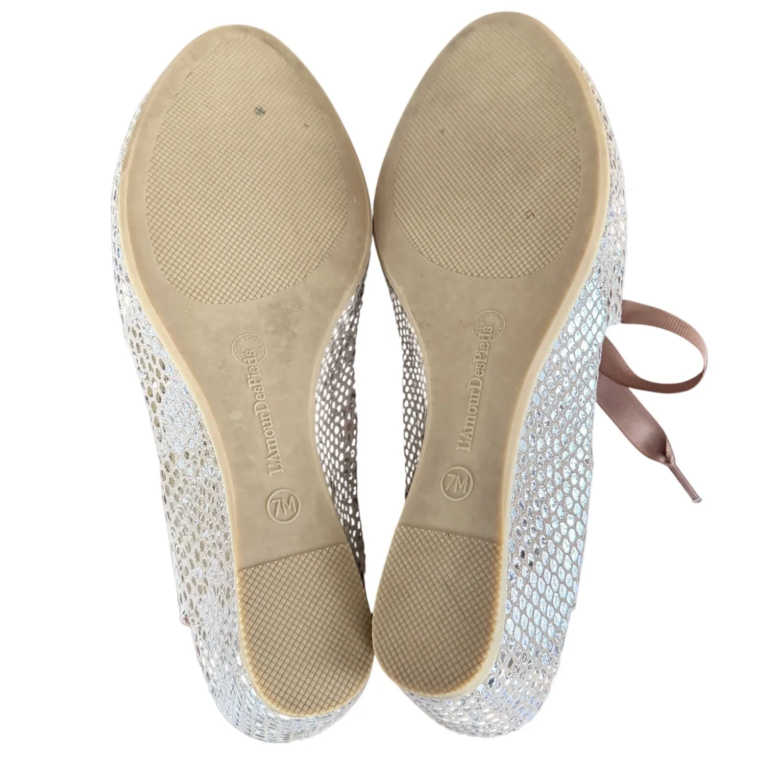 L'Amour Des Pieds Brettany Wedge Sandal Size 7 Silver Gold Snake Modern Classic - Image 10