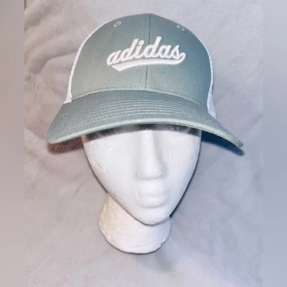 ADIDAS Aero Ready Ball Cap Like NEW - Image 2