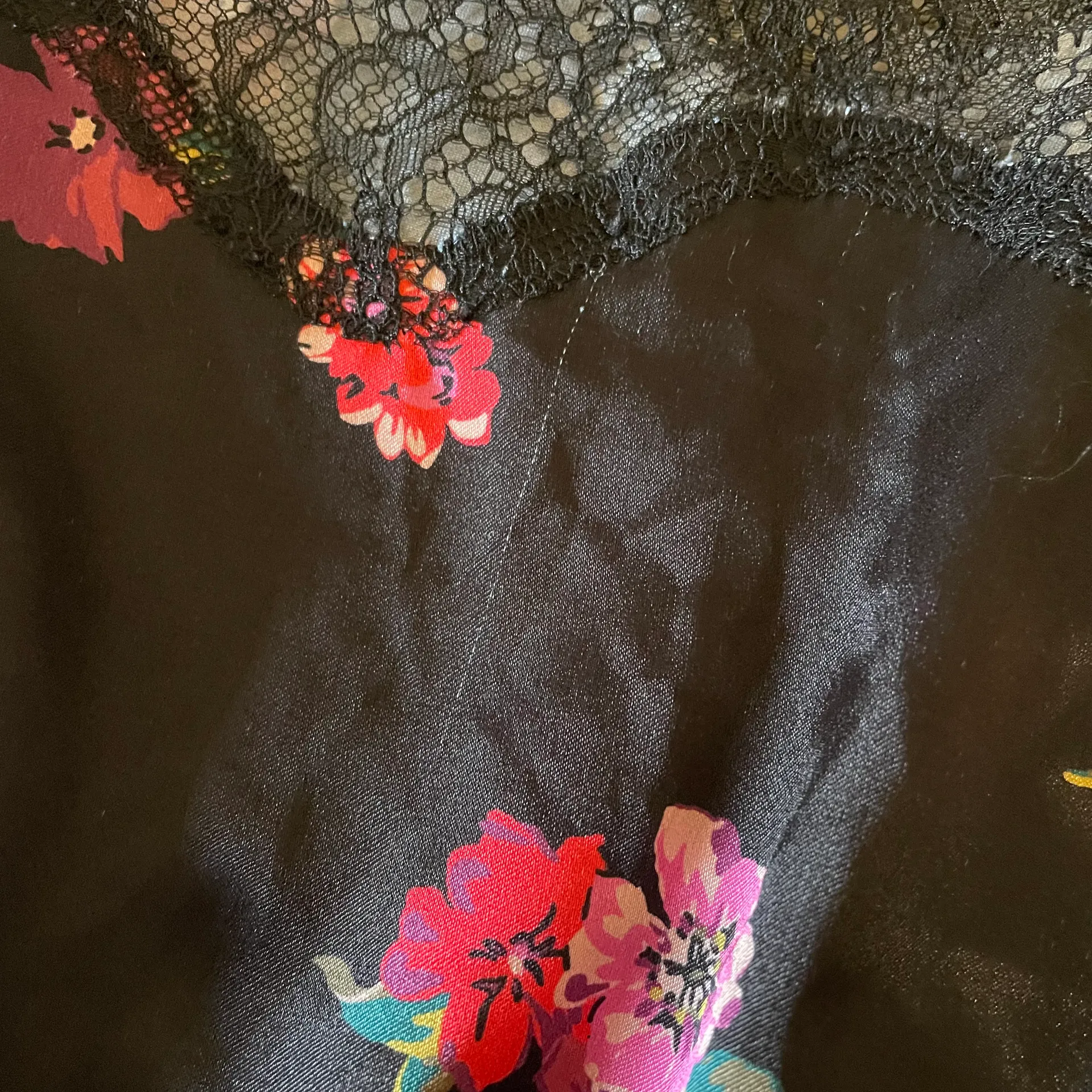 Victoria’s Secret XL Satin Cami Set In Black Autumn Floral - Image 7