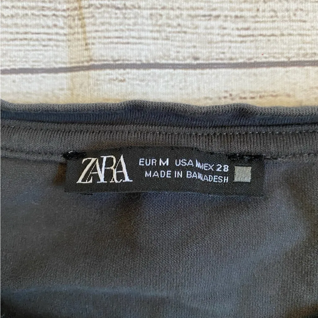Zara Women’s Gray Crop Top - Image 4