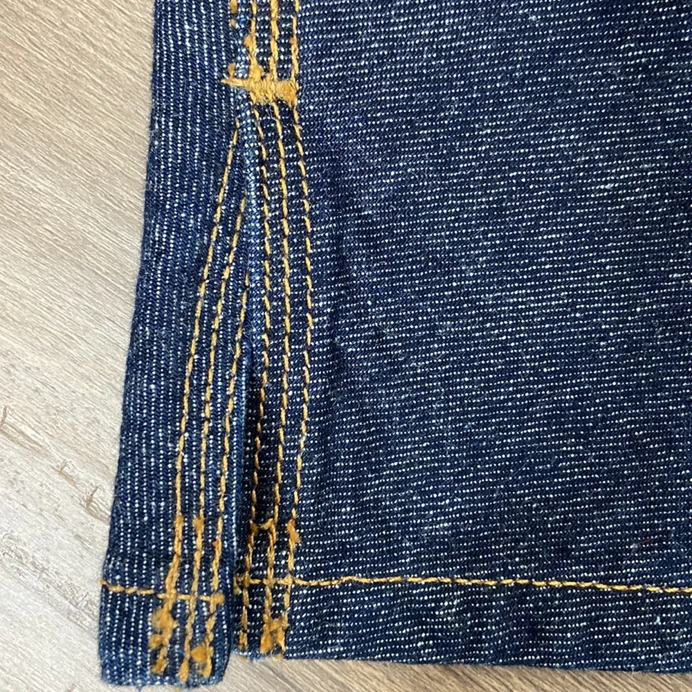 Guess Jeans Women’s Dark Wash Denim Skirt Size 28 NWOT - Image 4