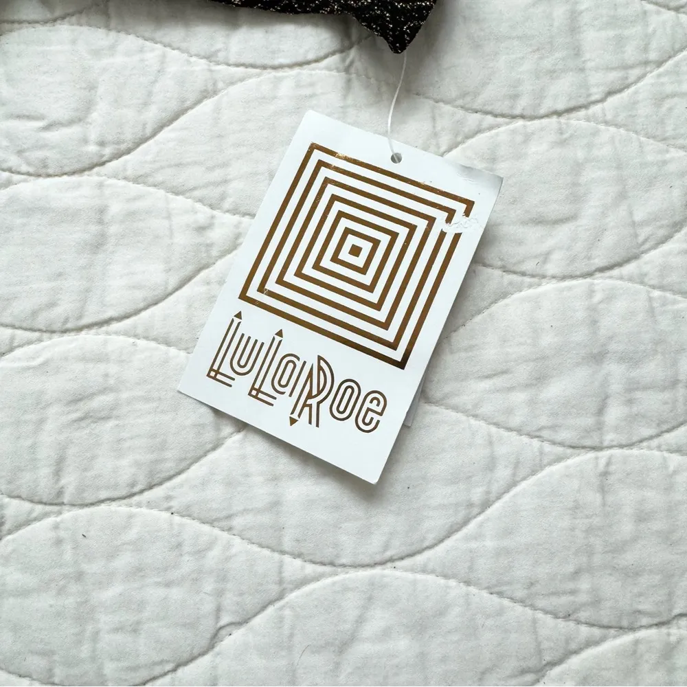 LuLaRoe Black Gold Metallic Irma Oversize Tunic Holiday Sparkle 1/2 Sleeve M NWT - Image 4