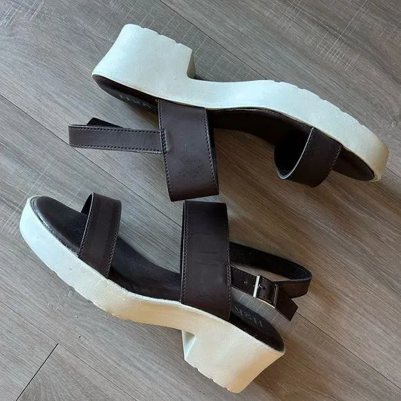 Brown sandal hells Size 11 - Image 2