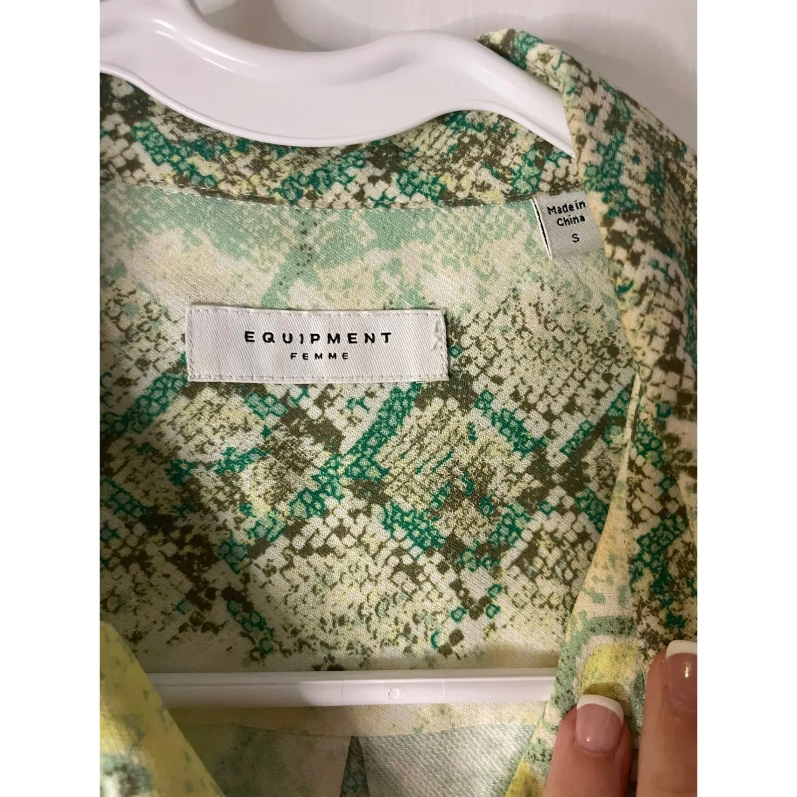 Equipment Femme Snakeskin Print Button Down Long Sleeve Shirt Small - Image 2