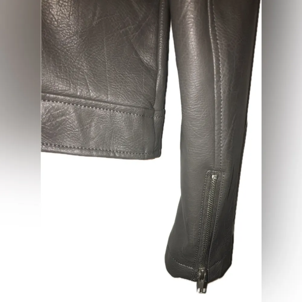 NWOT Forever 21 Faux Leather Jacket - Image 4