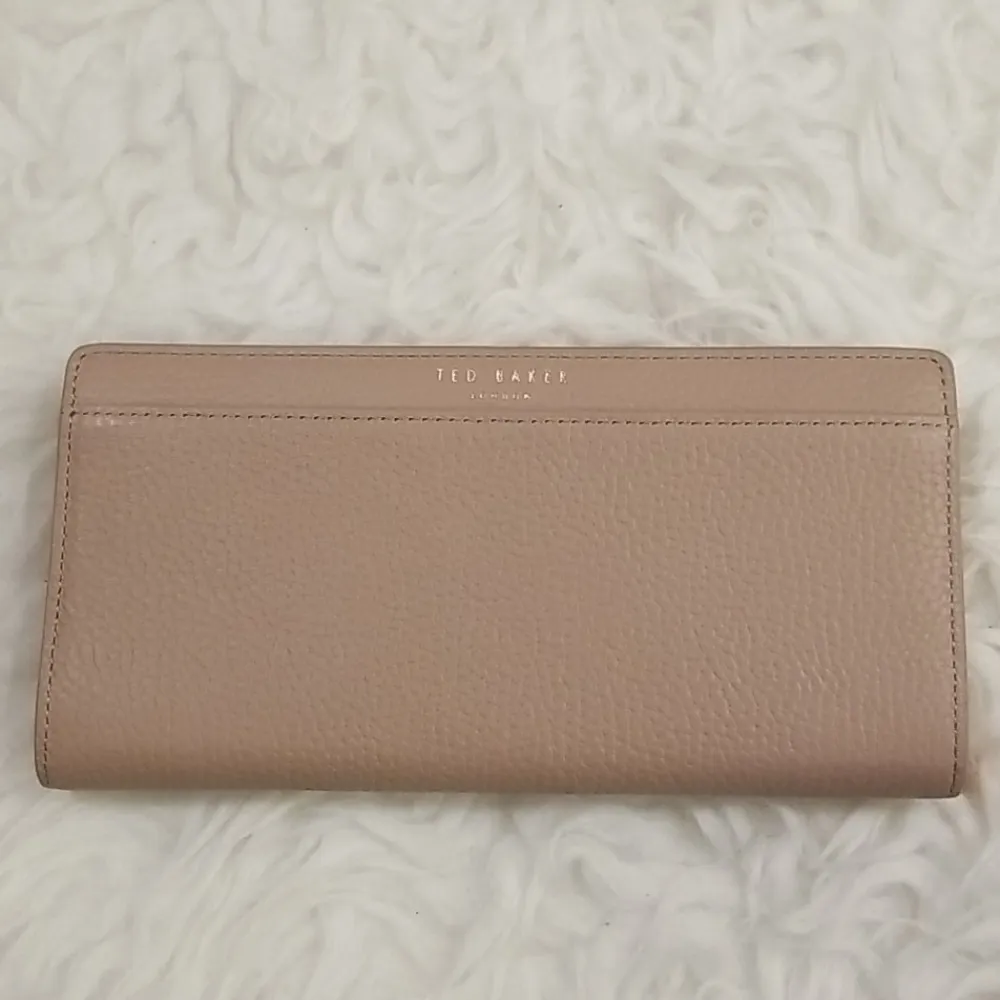 💕TED BAKER💕 Emblyn Faceted Bow Leather Wallet - Image 2