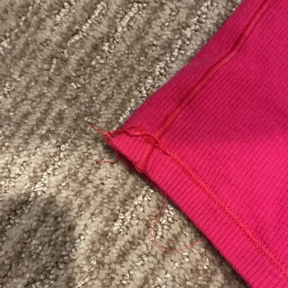 Skims pink pajama bottoms - Image 6