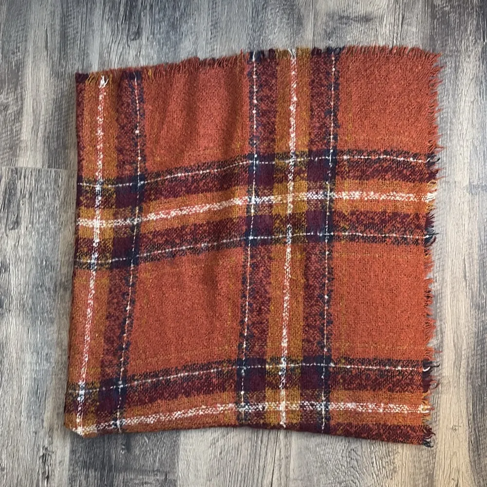 XL Plaid Blanket Scarf // FALL SHAWL - Image 2
