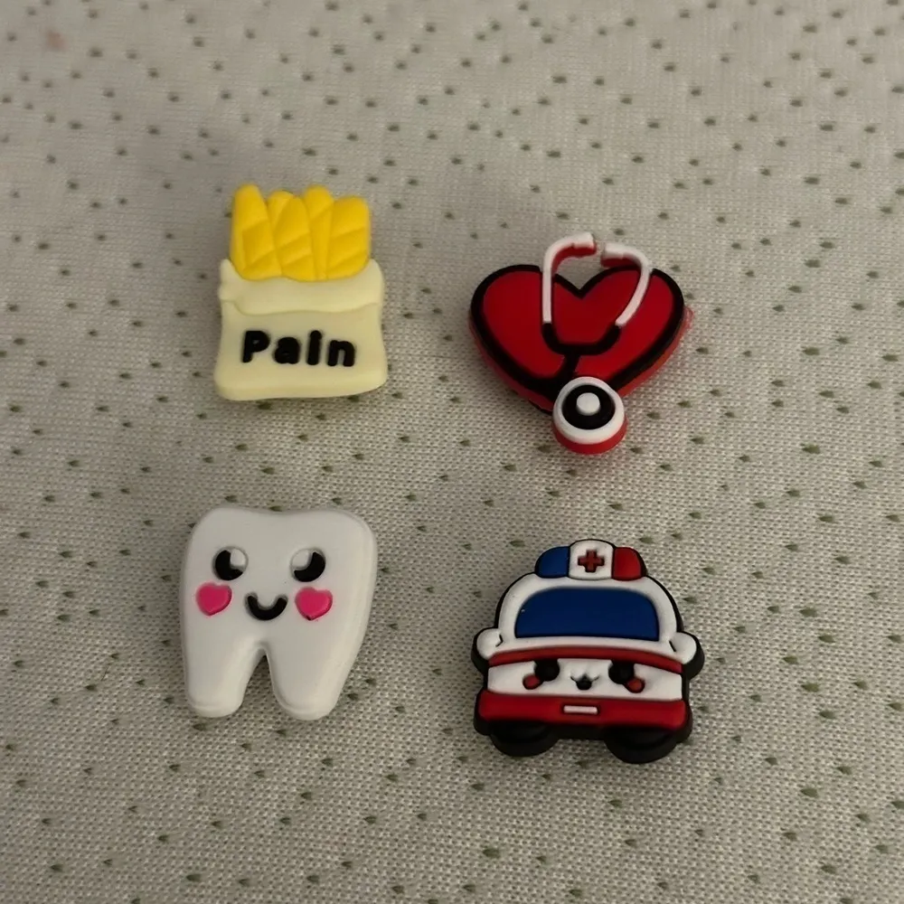 Jibbitz Healthcare Pain Tooth Croc Charms Set of 4 NWT Red Size undefined - Image 3