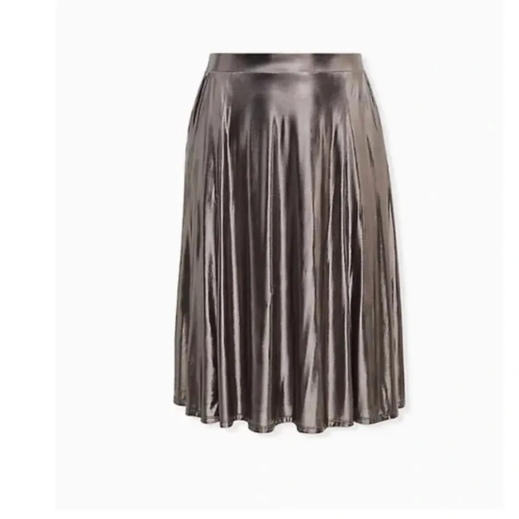 Torrid Silver Gray Liquid Flowing Metallic Flare Skirt - Image 3