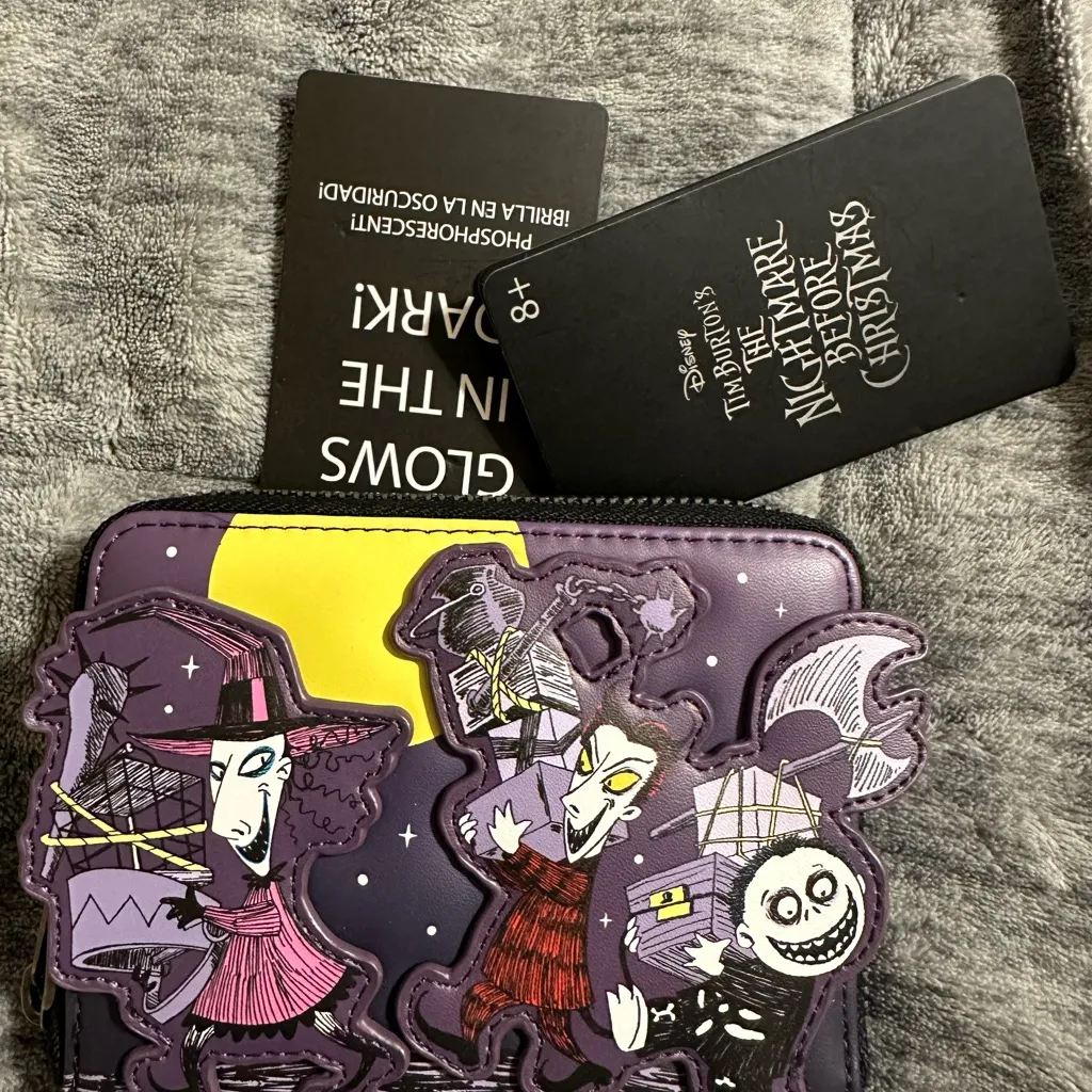 Disney Purple and Black Glow-in-the-Dark Wallet Loungefly hard tag - Image 2