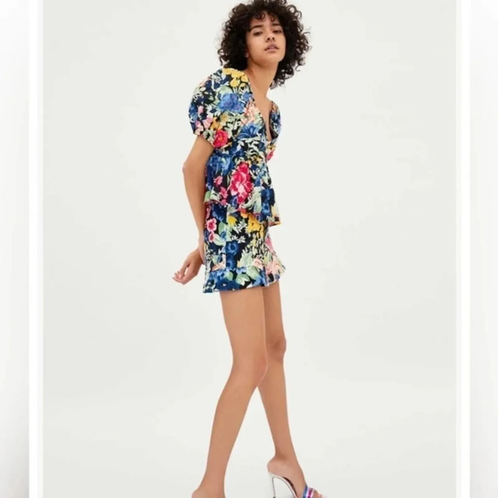 ZARA Trafaluc PRINTED DRAPED‎ TOP FLORAL CROPPED Size S - Image 3