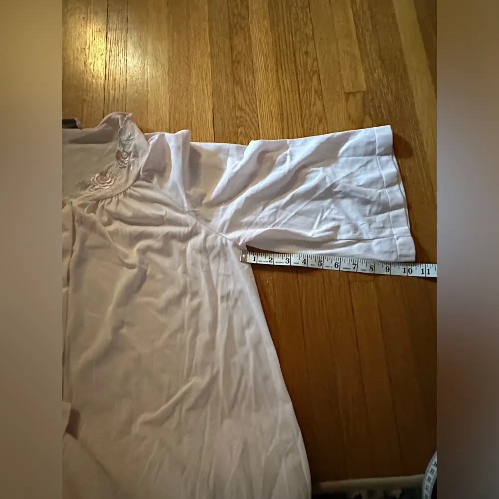 Shadowline Light Pink Rose Short Robe, OS Size undefined - Image 6