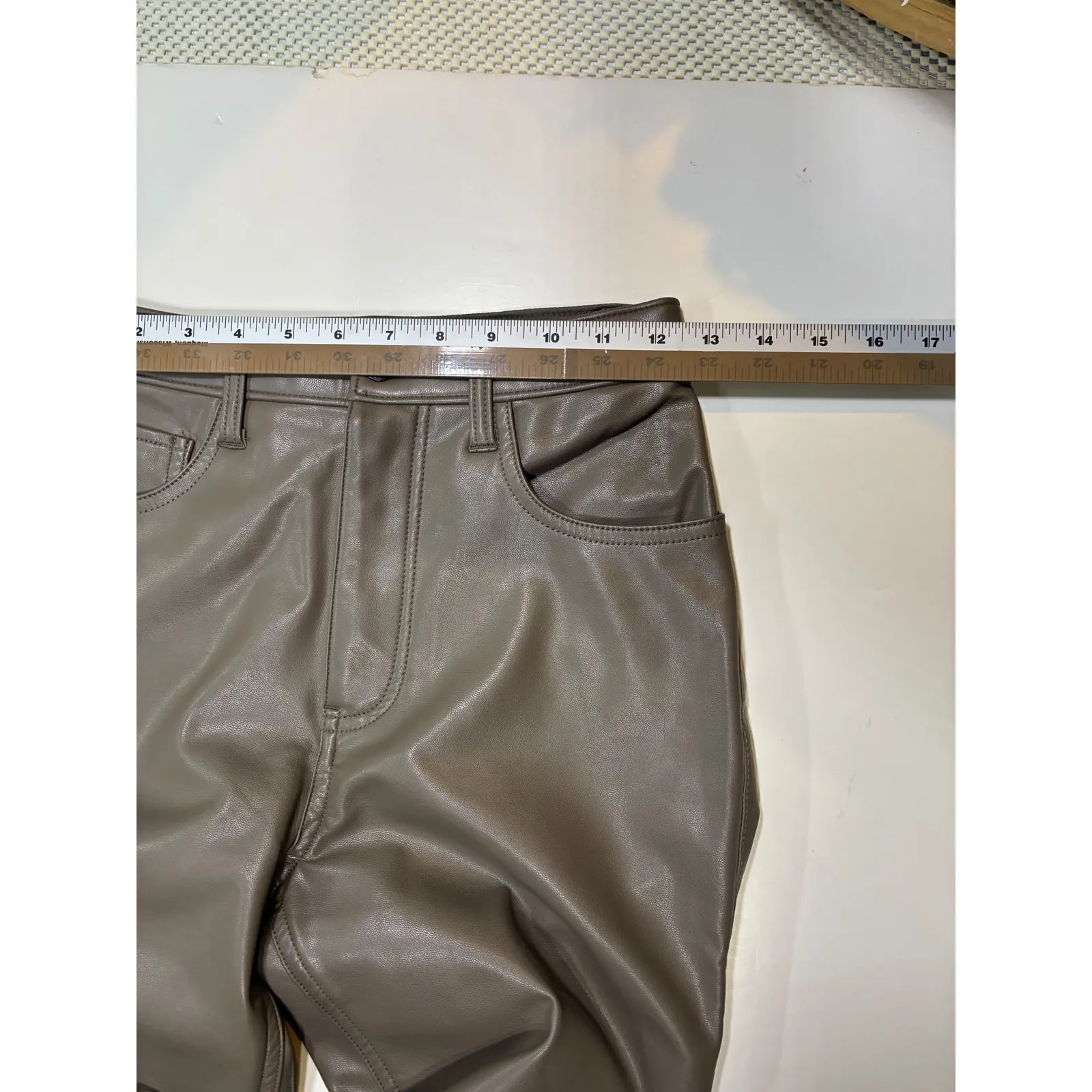 EUC Abercrombie‎ & Fitch 90s Straight Ultra High Rise Faux Leather Pants 25/0s - Image 8