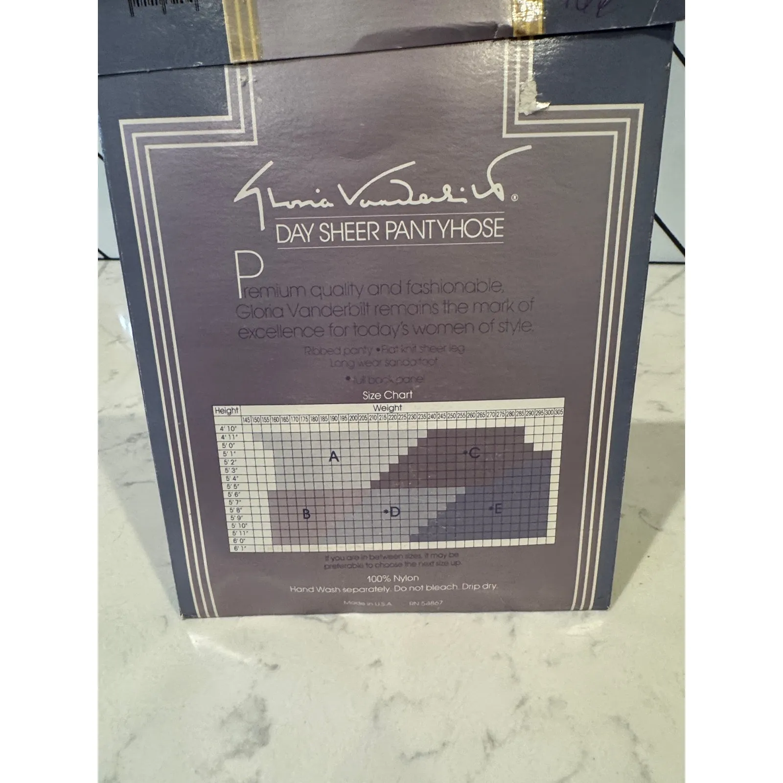 Vintage 80s Gloria Vanderbilt day sheer pantyhose plum purple size A - Image 3