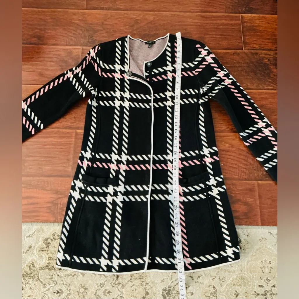 TALBOTS sweater jacket/ cardigan 🖤🤍💗 - Image 4