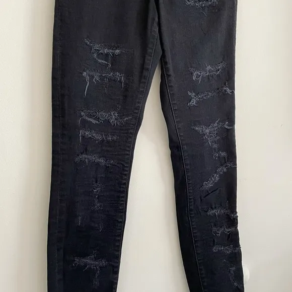 Neuw Black Distressed Razor Skinny Jeans ~ Women’s size 8R 26:32 - Image 2