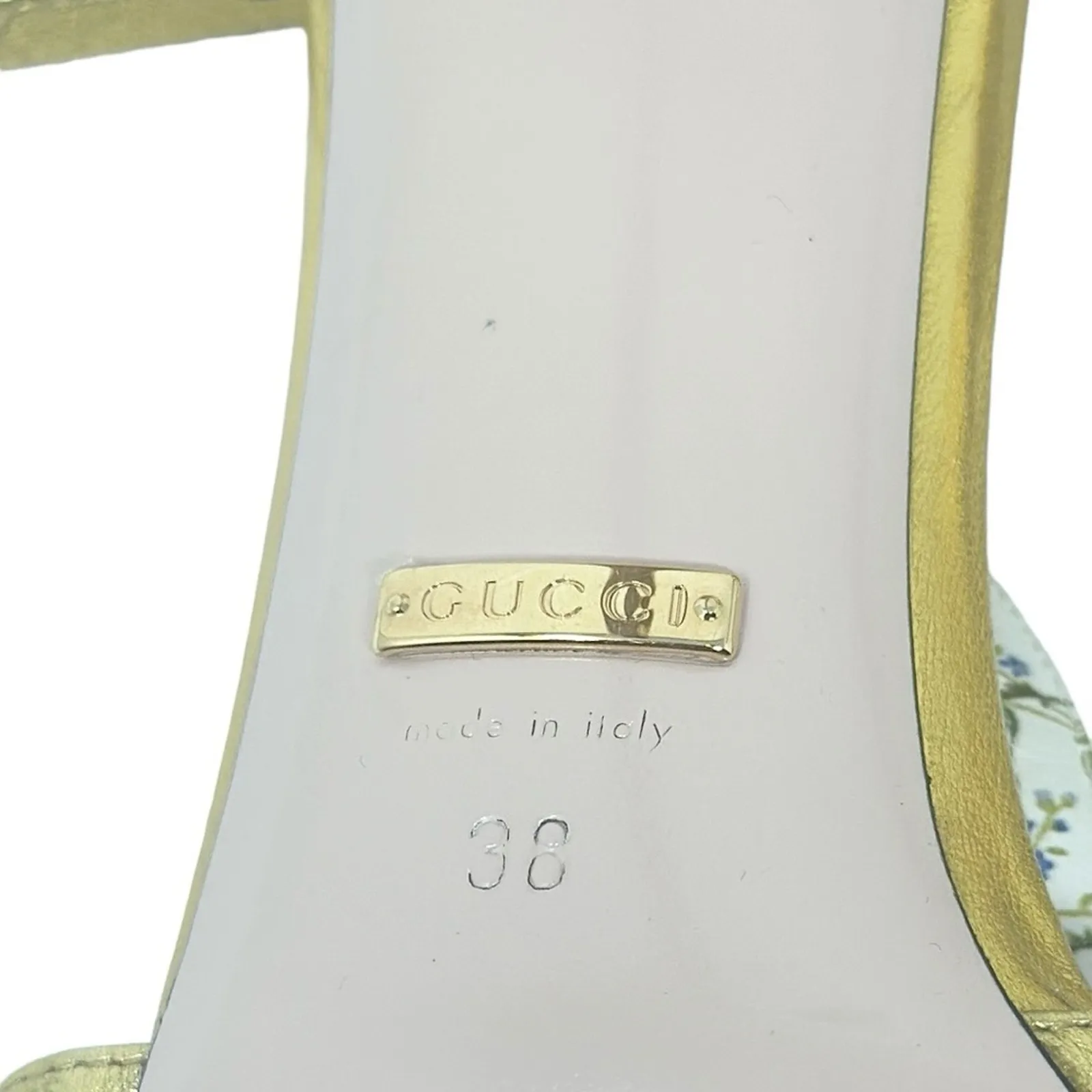 Gucci Regina Metallic Pearl Studded Bee Adorned Sandals Gold Size 38 - Image 12