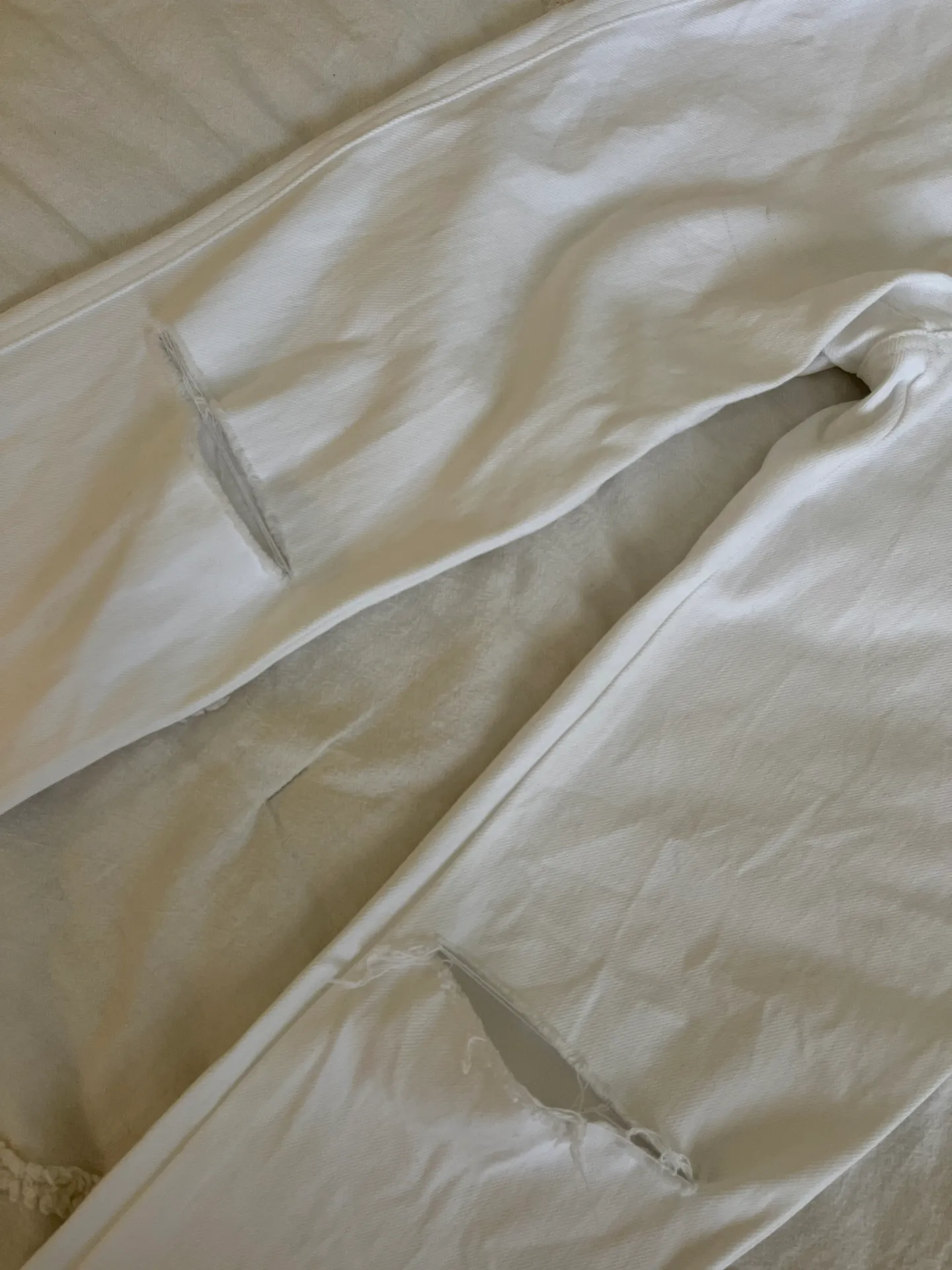 Lucky Brand Ankle Length Mid-Rise  White Jeans - Image 4