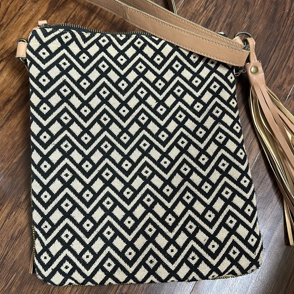 Beaded Bag Orange Embroidery - Image 4