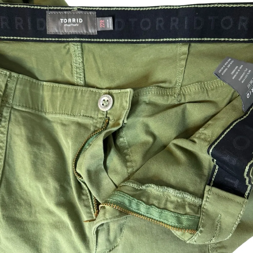 Torrid Comfort Flex Waistband Classic Fit Jogger Stretch Twill High-Rise Pant 22 - Image 7