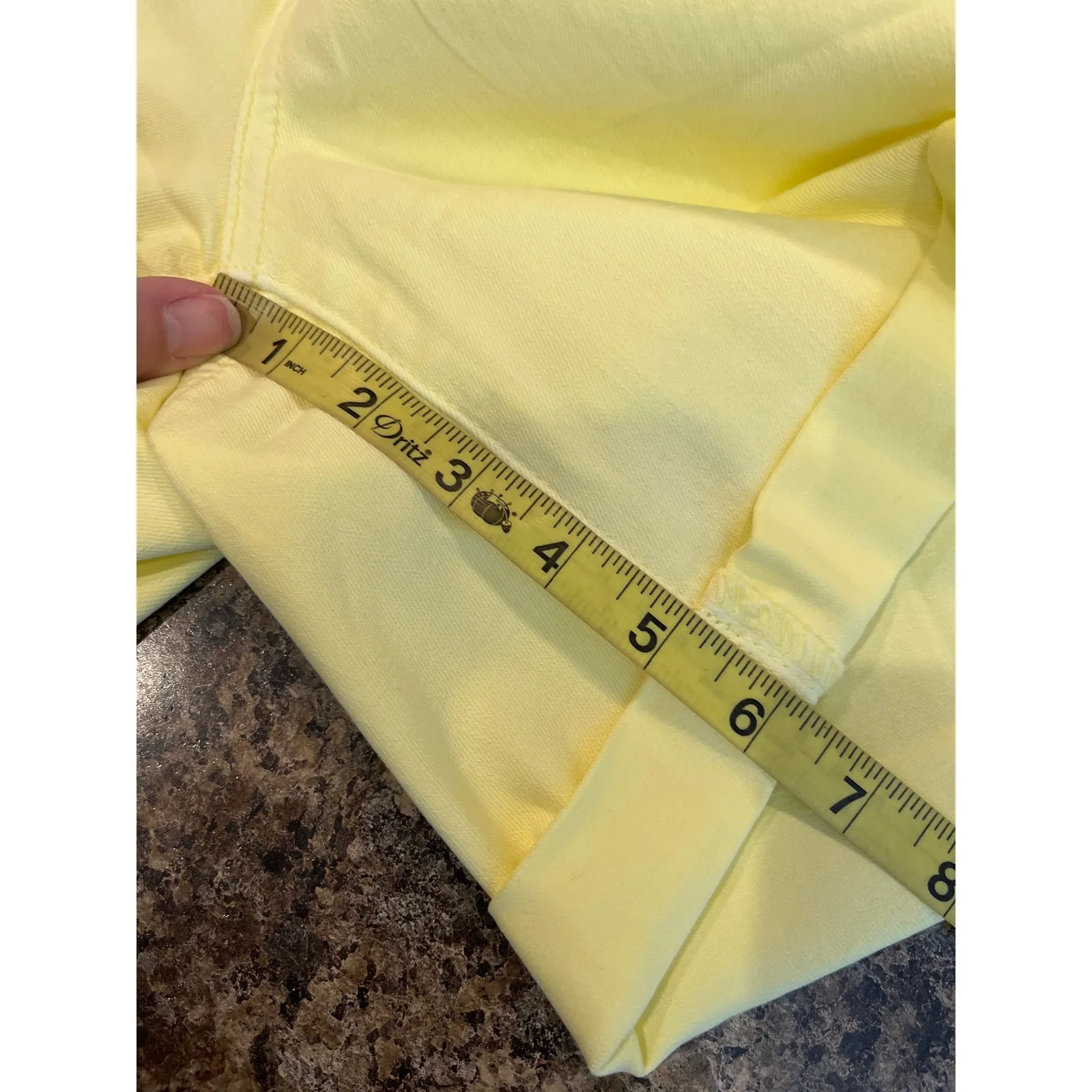 Chicos NEW So‎ Slimming Girlfriend Yellow Cuffed Shorts Size 2.5 US 14 - Image 8