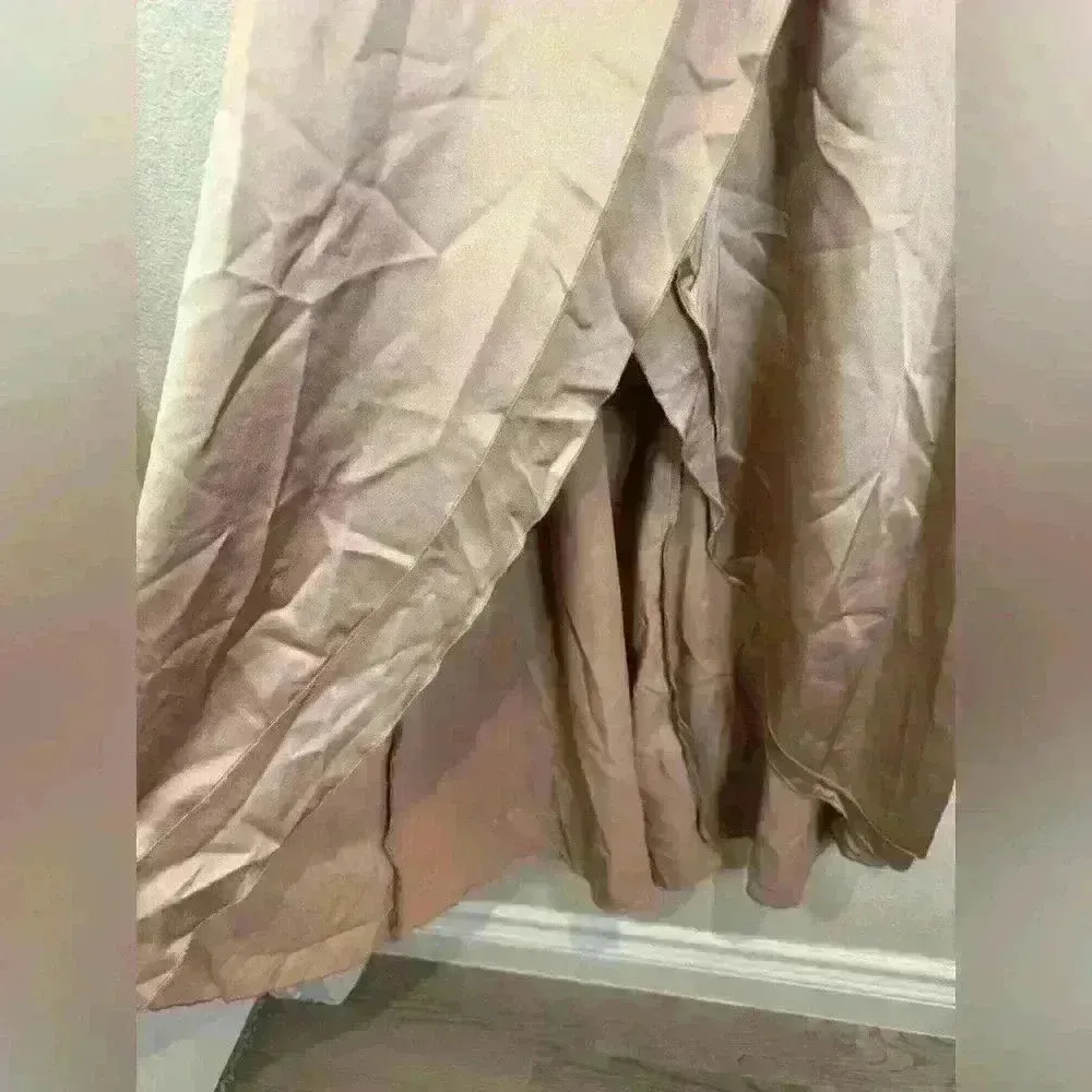 Showpo. NWT Women’s TREASURING YOU WRAP MIDI DRESS IN MOCHA SATIN‎ Size 8 - Image 6