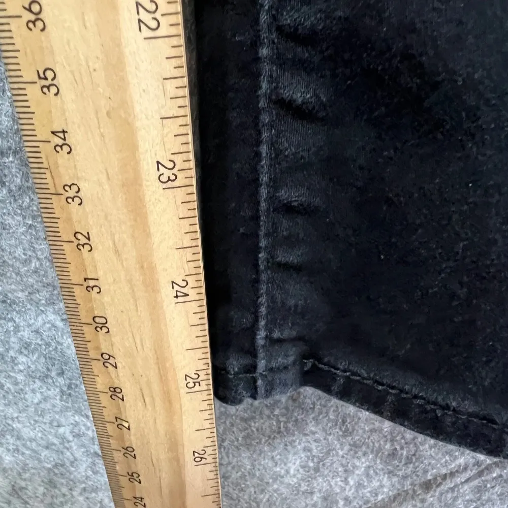 Levi's Denizen High Rise Skinny Jeans Black Denim Comfort Stretch‎ 33x28 - Image 3