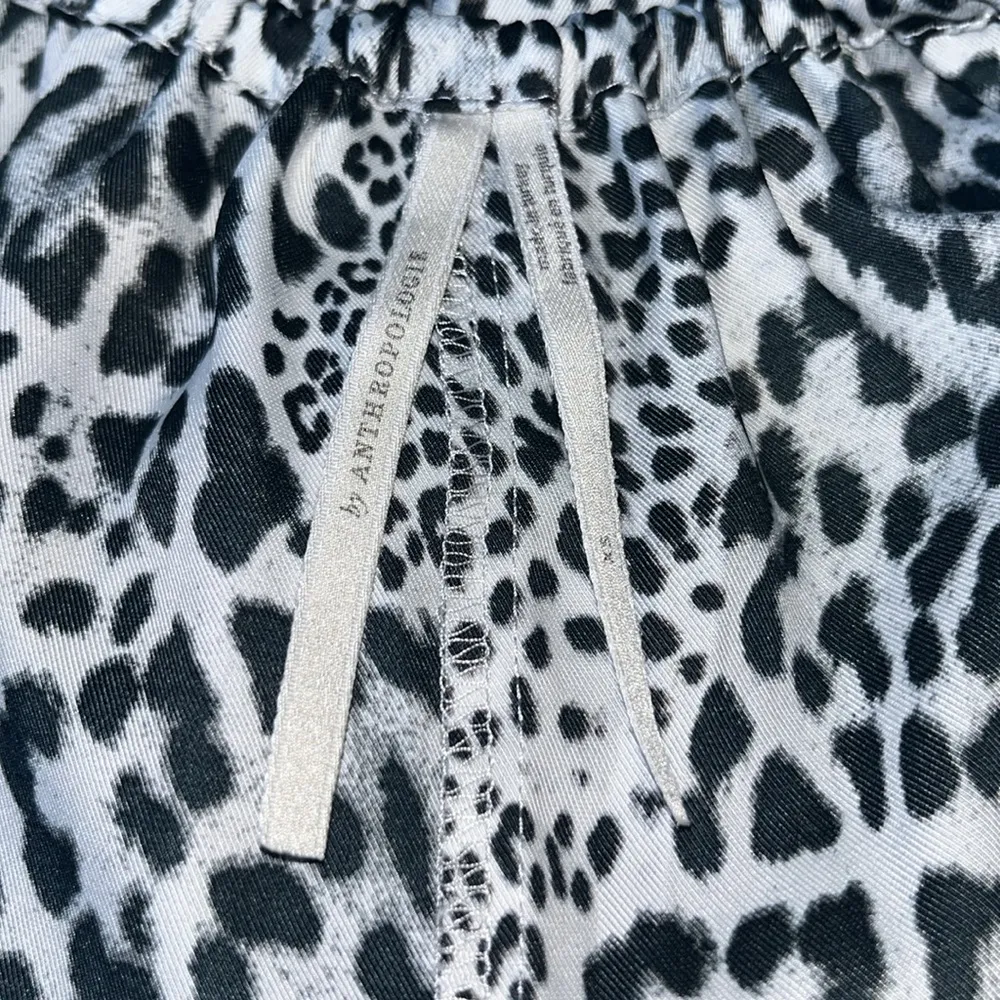 Anthropologie Wide Leg Jumpsuit Snow‎ Leopard XS - Image 8