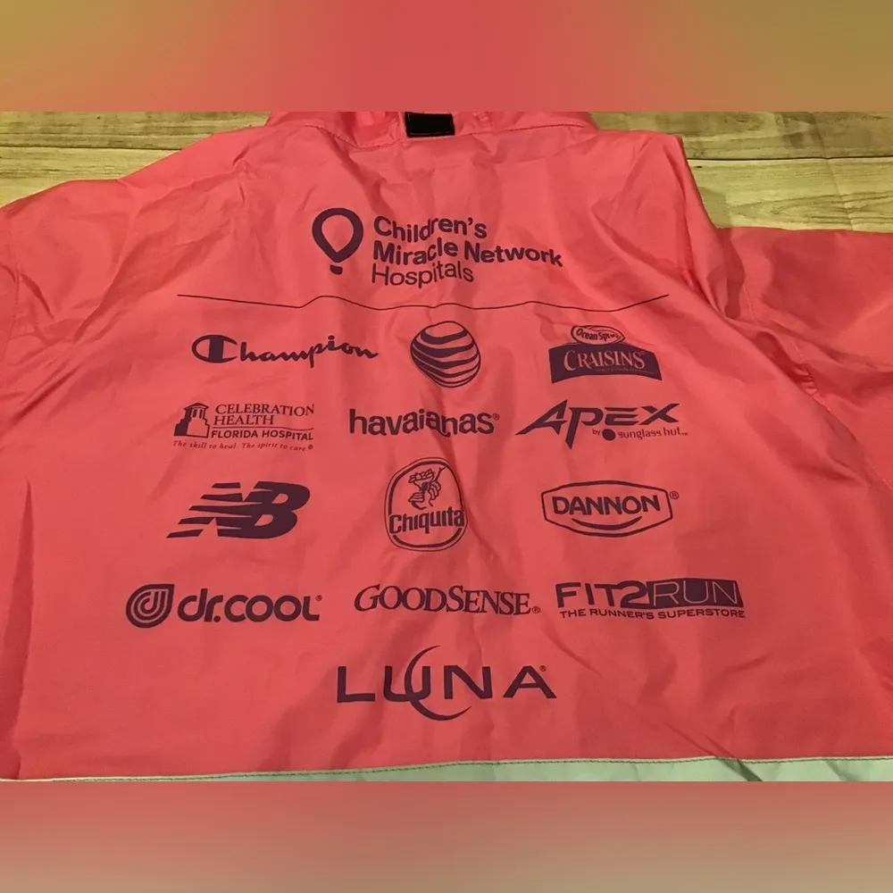 Disney run Walt Disney World 2016 marathon volunteer hooded windbreaker jacket - Image 8