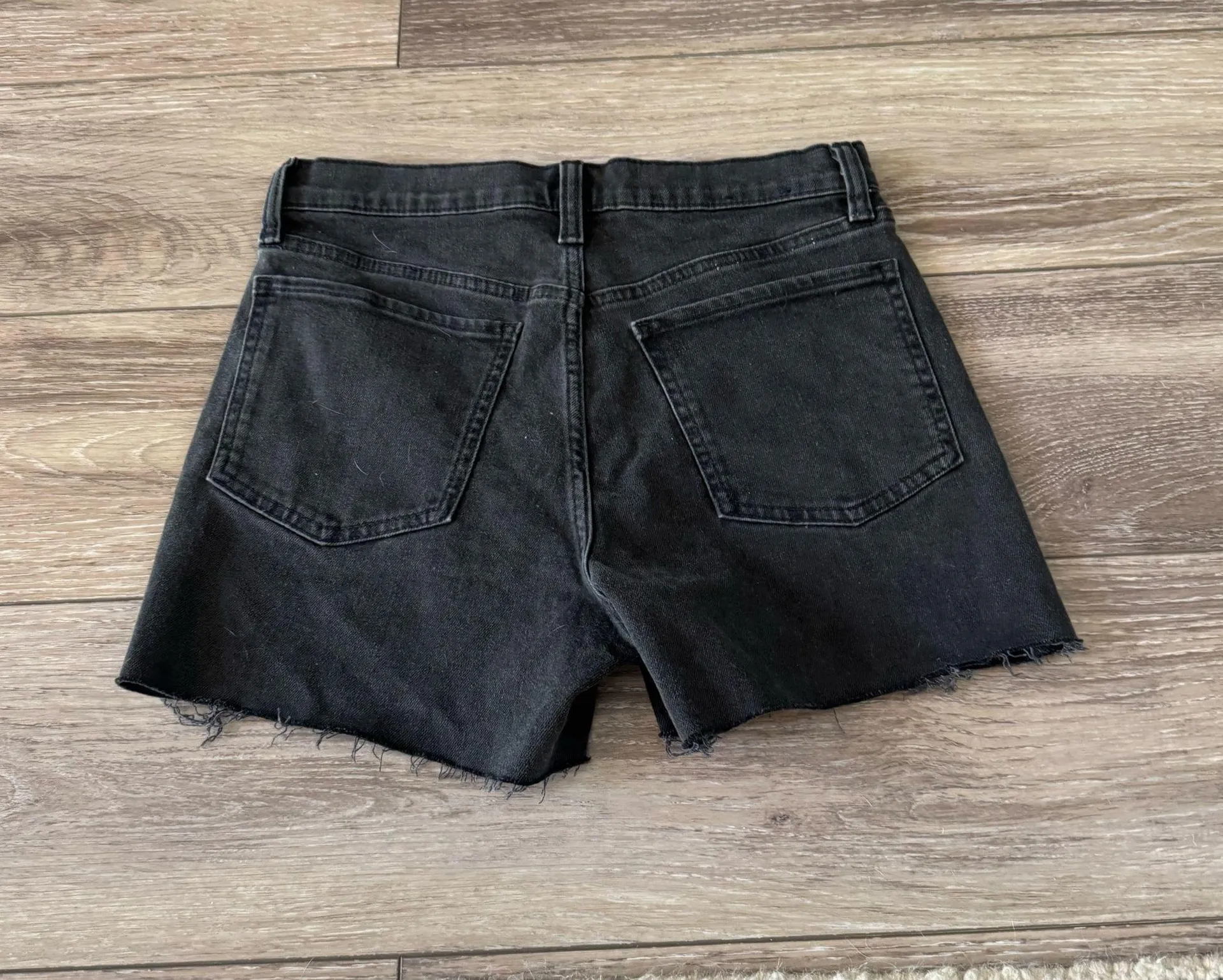 Black Gap Jean Shorts High-Rise 3.5” - Image 2