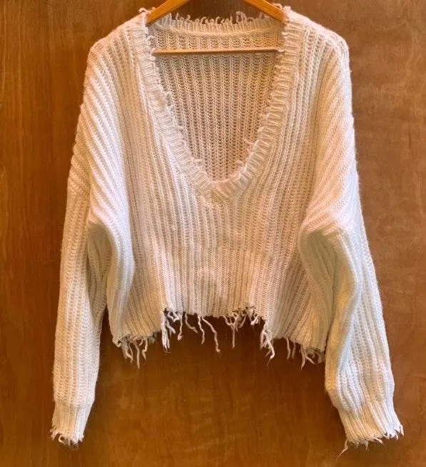 Skylar + Madison white cable knit crop sweater - Image 2