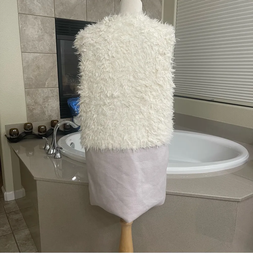 For Love And Lemons Alpine Faux Fur Fuzzy Teddy Vest Lilac White S  EUC‎ - Image 11
