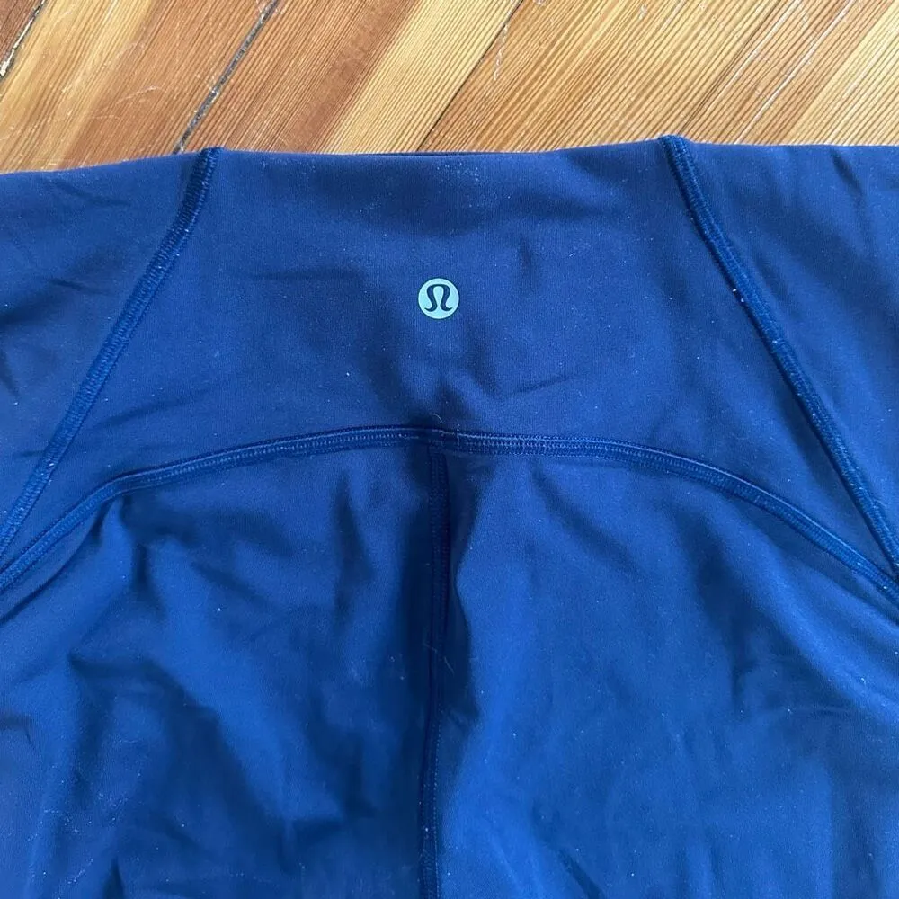 Lululemon Train Times Crop (17") in Midnight Navy Size 8 - Image 6
