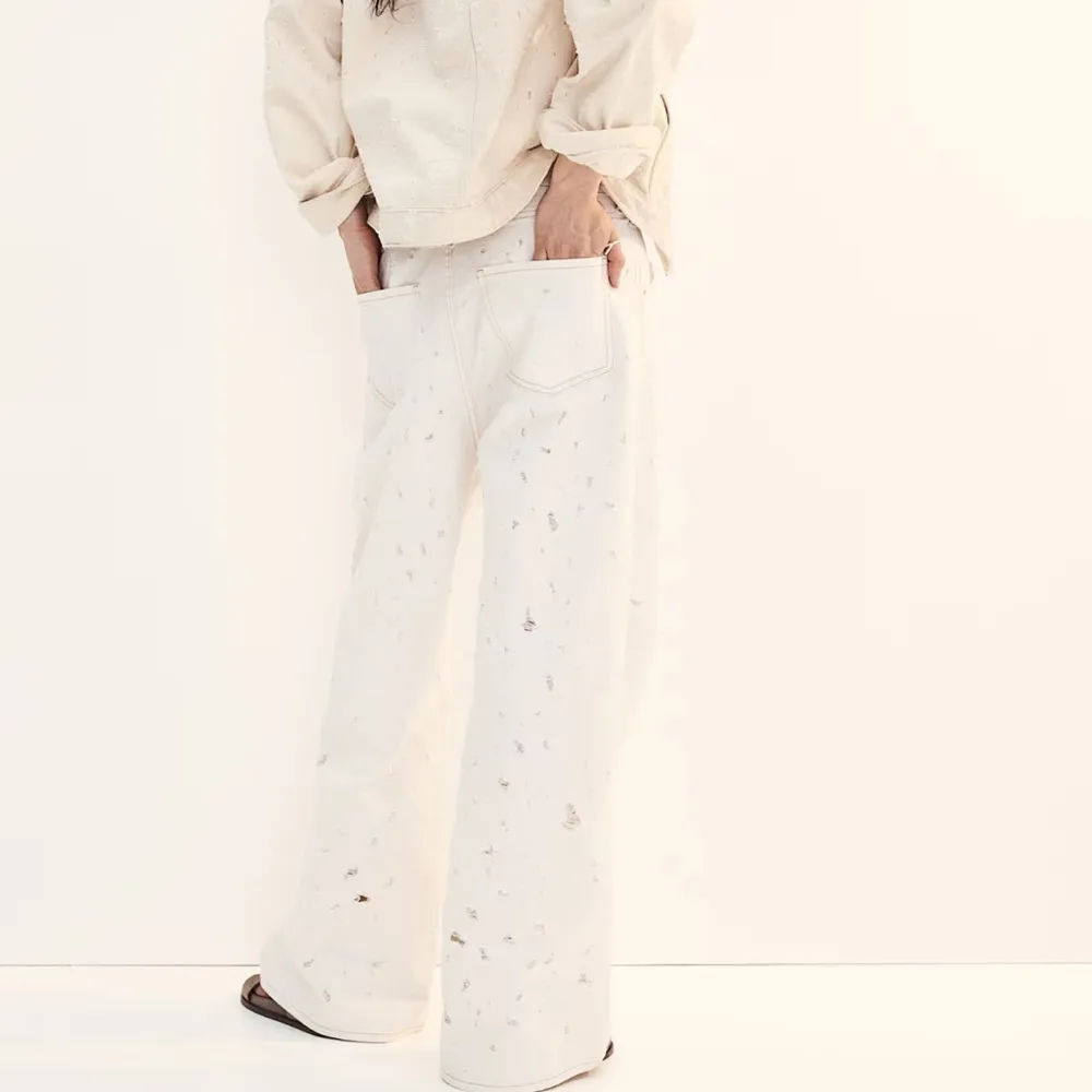H&M‎ Divided New FRAYED-EDGE TWILL PANTS - Image 2